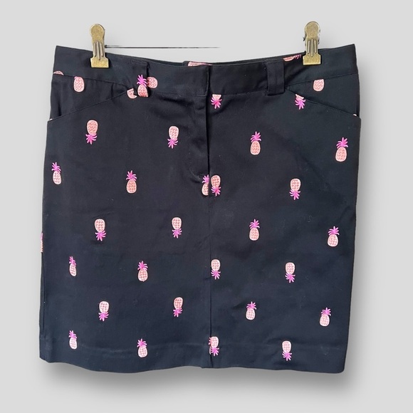 Lilly Pulitzer Dresses & Skirts - Lilly Pulitzer Mini Skirt Black Pink Pineapple Embroidery Cotton